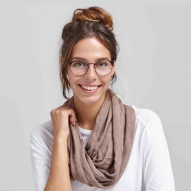 https://jennlends.com/wp-content/uploads/2019/02/team_02-640x640.jpg